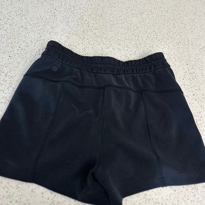 Lululemon black shorts